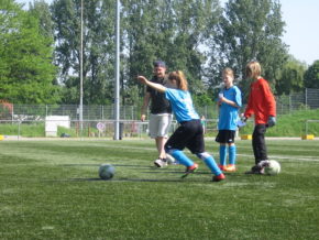 Melissa beim Schusstraining